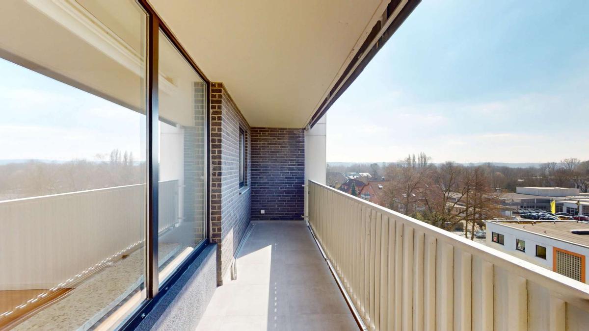 Großer Balkon