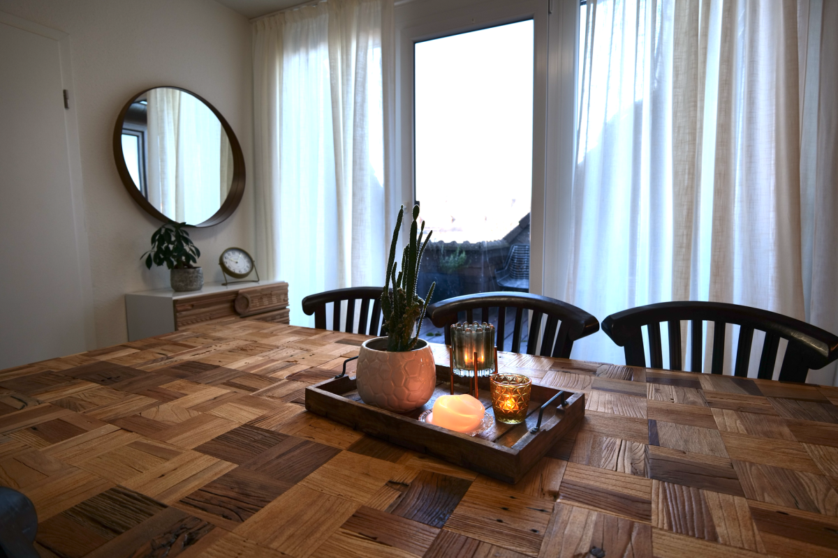 Essbereich Blick zur Loggia